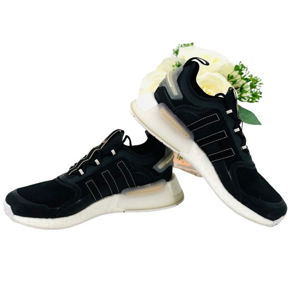 Adidas NMD R1 V3 Womens Running Athletic Shoe Size 7.5 Sneaker Black - Picture 4 of 6